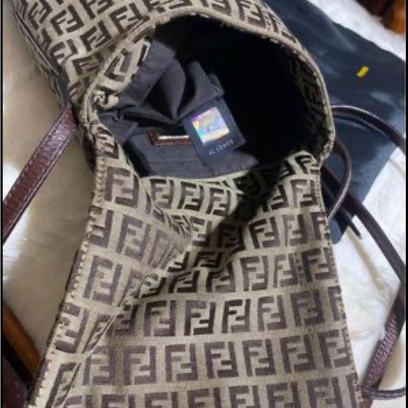 Fendi Zucchino FF sling crossbody flap bag - Picture 3 of 9